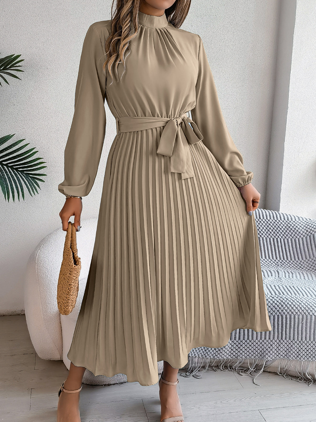 Elegant Stand-Collar Pleated Long Dress