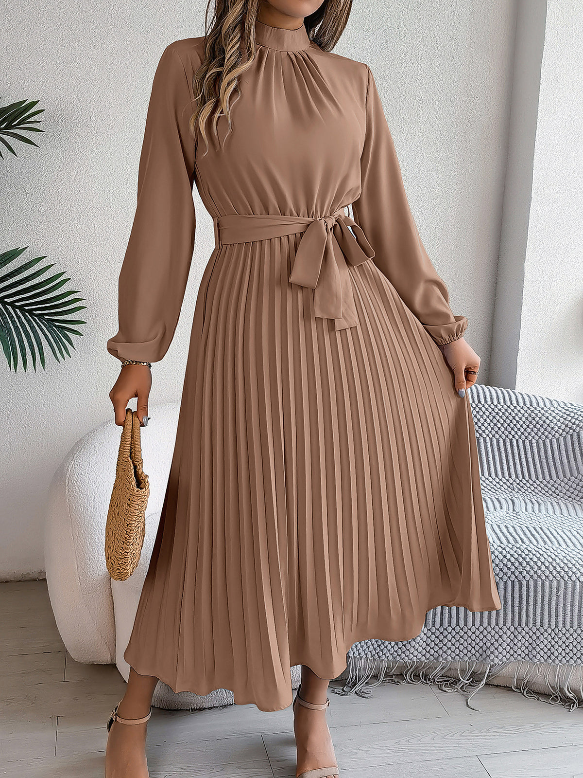 Elegant Stand-Collar Pleated Long Dress