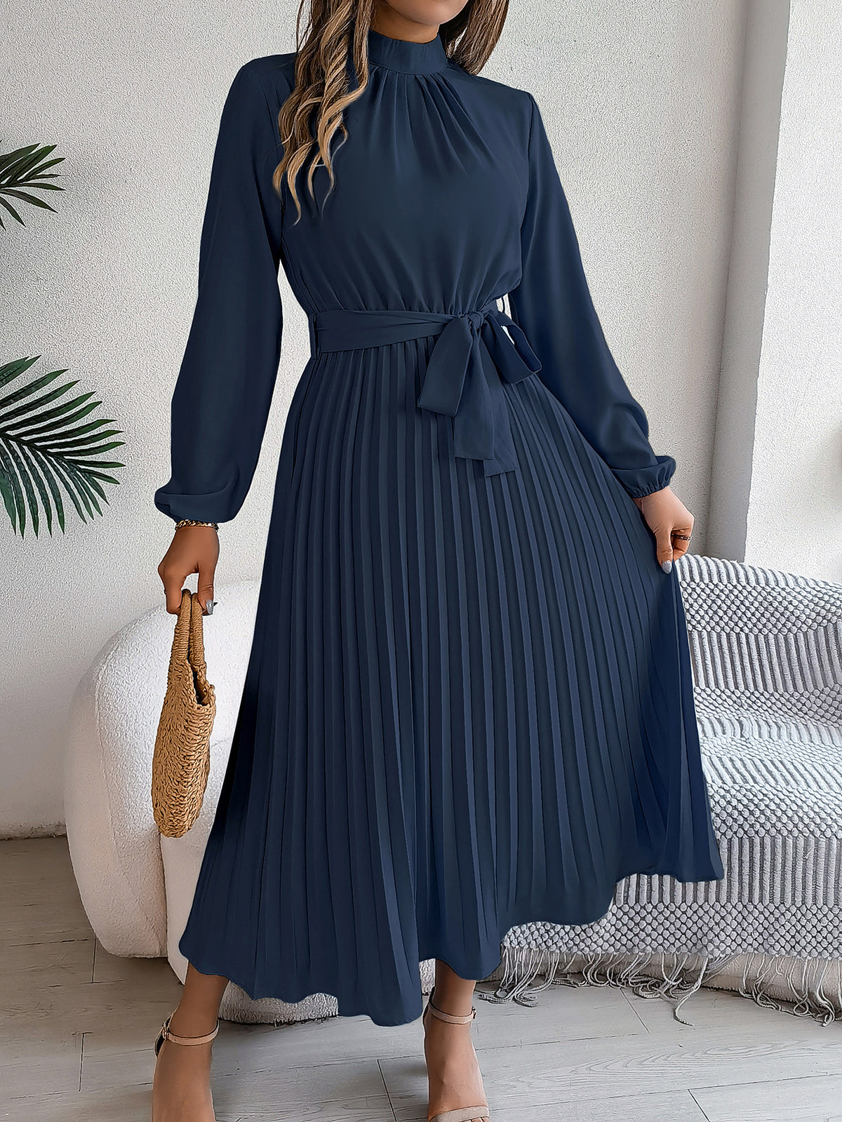 Elegant Stand-Collar Pleated Long Dress