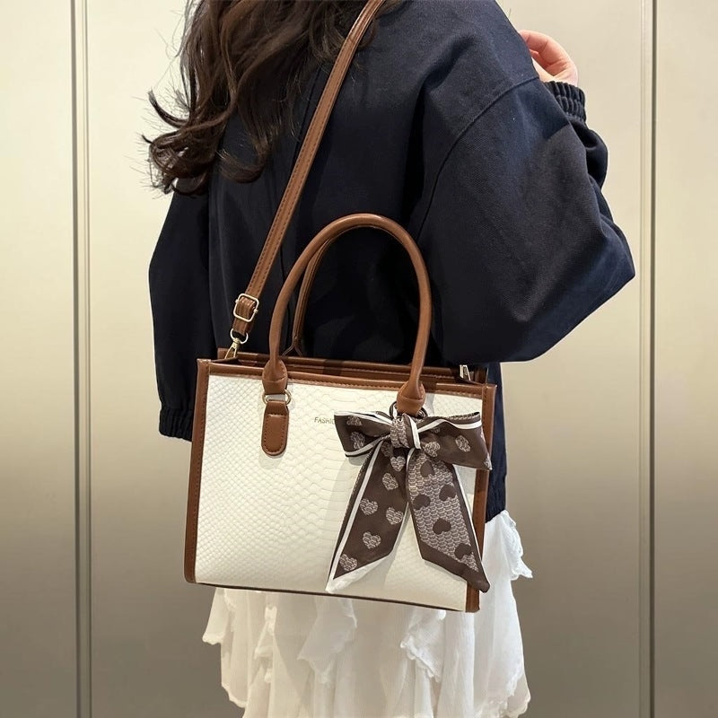 Women's Snakeskin Pattern Tote Bag